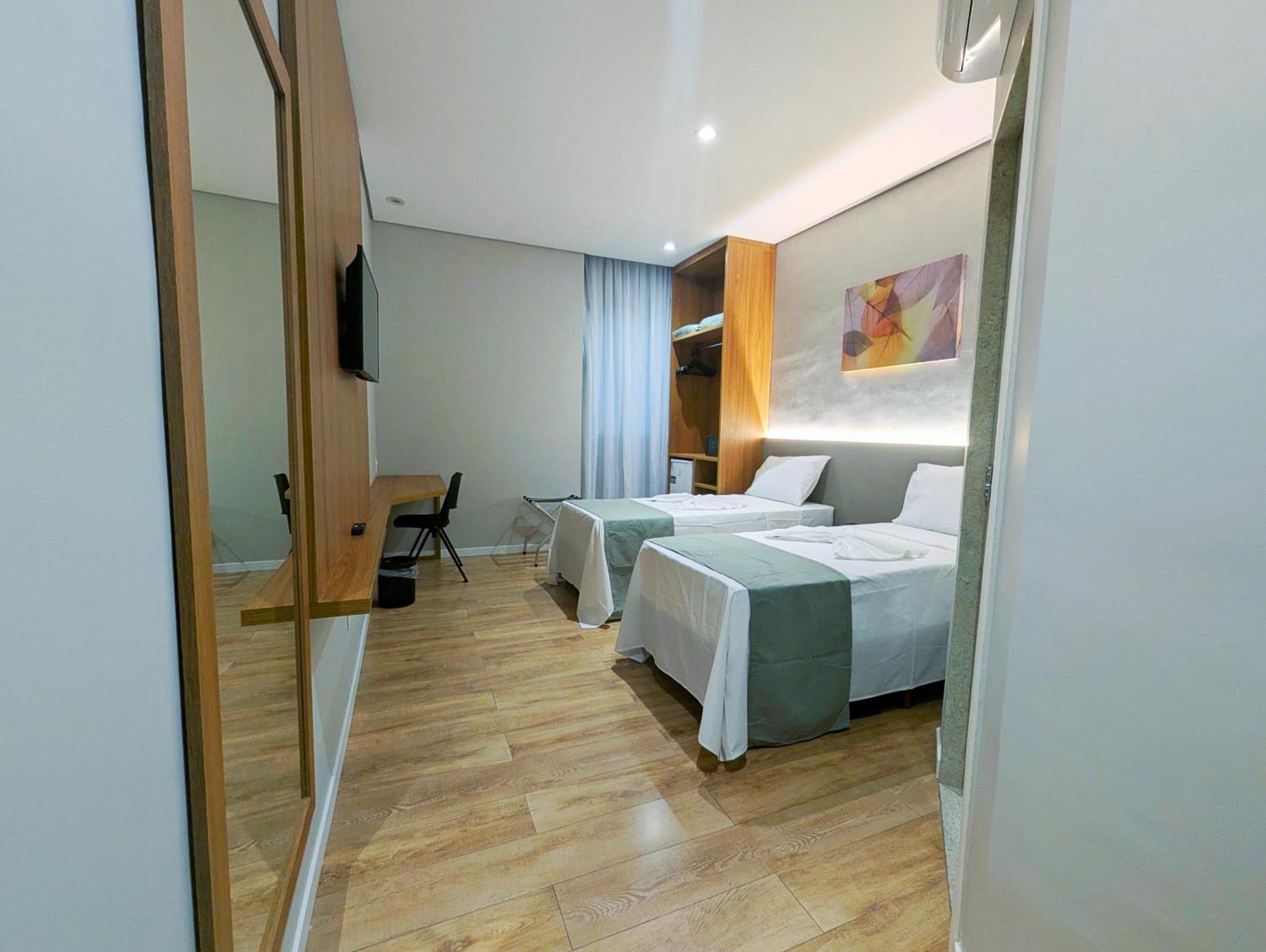 Hotel Jardim Iracema Teofilo Otoni Bagian luar foto