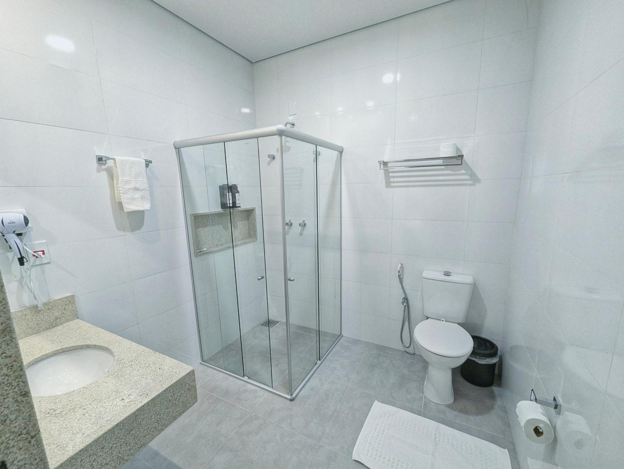 Hotel Jardim Iracema Teofilo Otoni Bagian luar foto